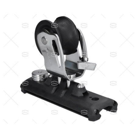 CARRO GENOVA CON ESTRIBO Y FRENO LEWMAR